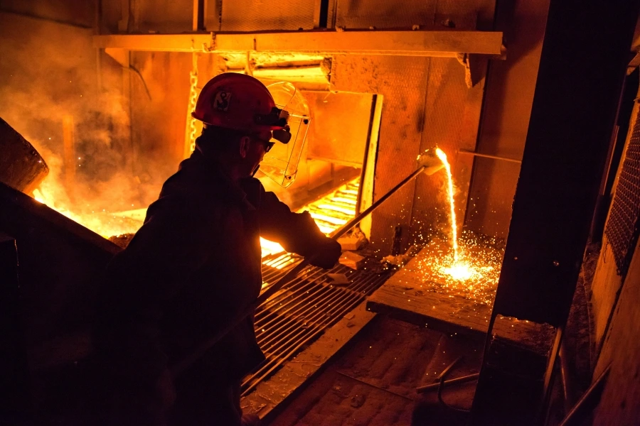 639010433982635453steel_.webp